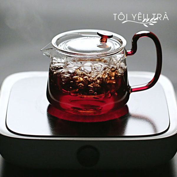 Ấm pha trà thủy tinh chịu nhiệt Borosilicate cao cấp có lõi lọc, quai hổ phách cực đẹp của Tôi Yêu Trà
