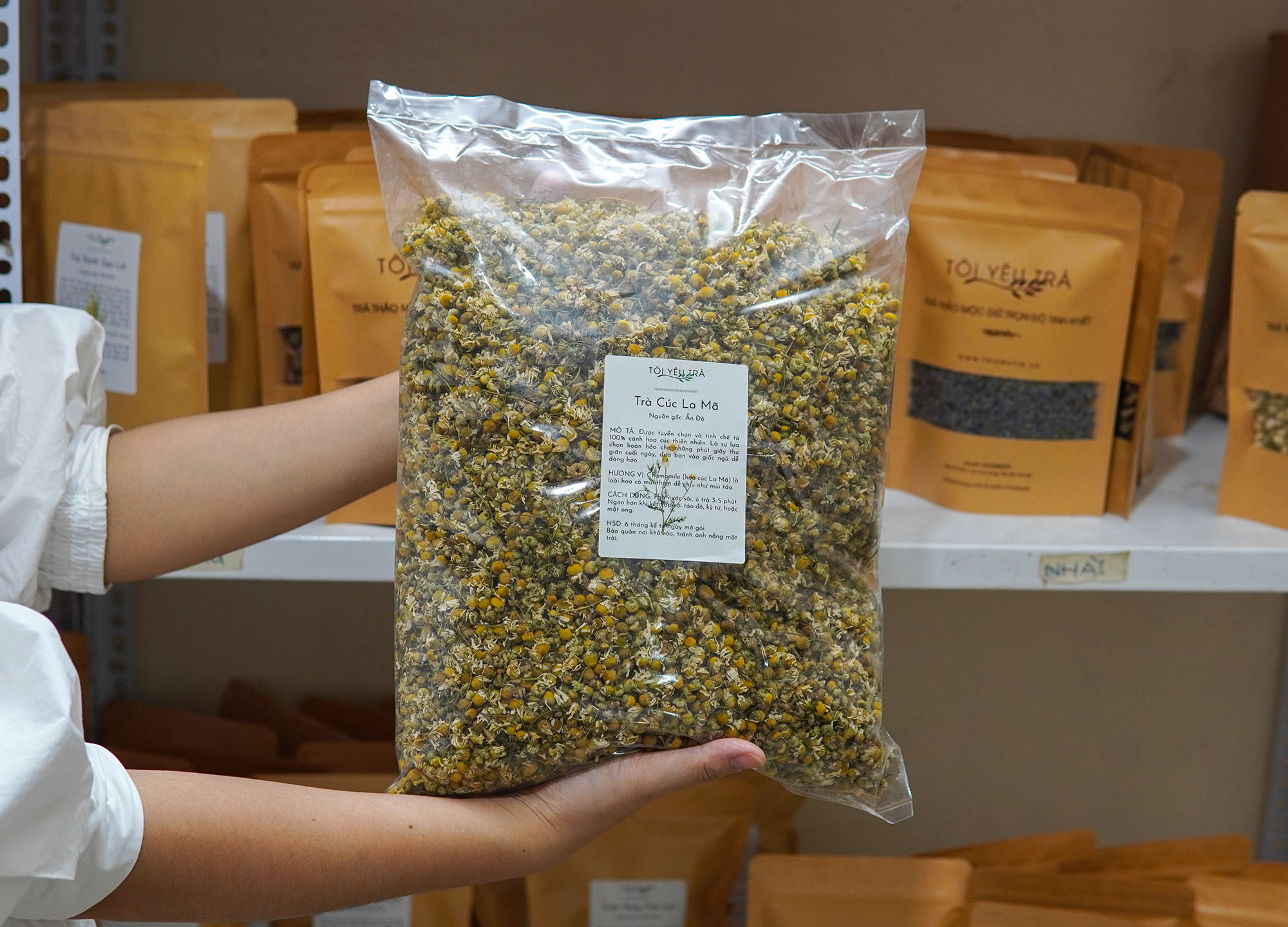 [500 Gram] Trà Hoa Cúc La Mã Chamomile Túi 500 Gram - An Thần, Đẹp Da, Giảm Stress