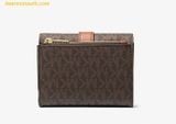  Ví Gập Michael Kors Greenwich Medium Signature Logo Trifold Wallet Nâu Logo 35S5GGRE6B 