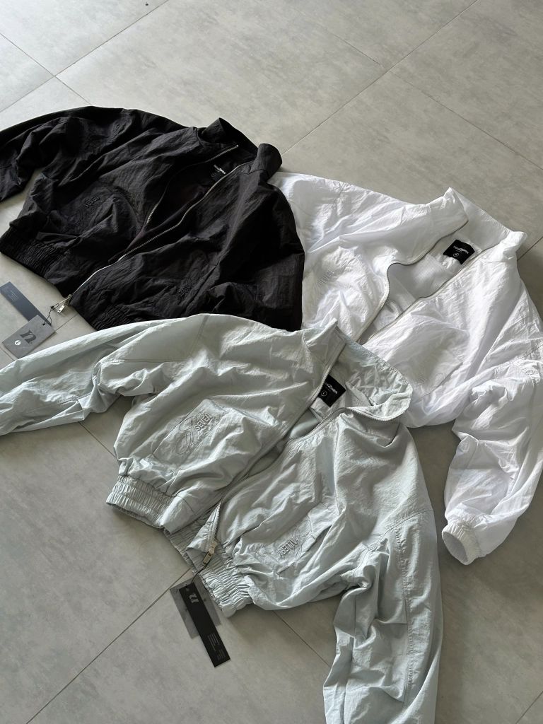 Áo Khoác Gió Nhăn Thêu Chữ NEWSEVEN Cloud Ultra-light Douzip Jacket NAK.522
