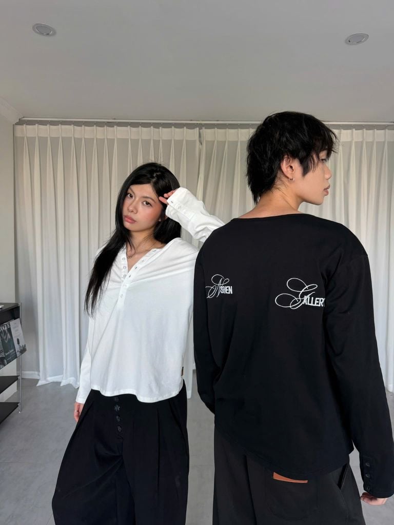 Áo Thun Dài Tay Thêu Chữ Nseven Gallery NEWSEVEN Button Henley ADT.547