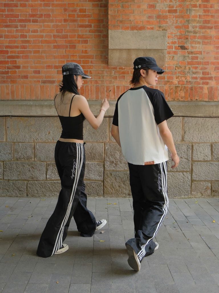 [ TĂNG SIZE] Quần Dài Vải Gió Phối Sọc NEWSEVEN OVERSIZE TRACK PANTS NQD.524