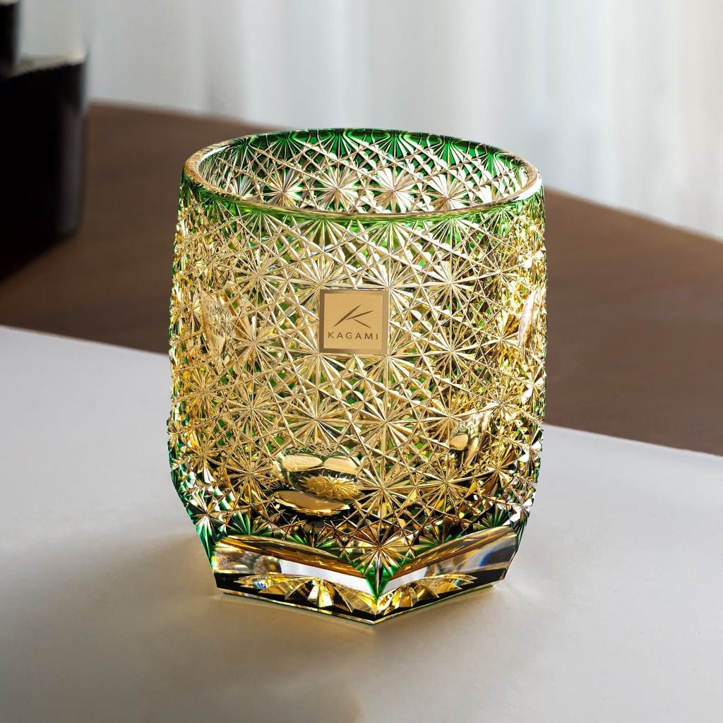 Ly pha lê rock glass Edo Kiriko 'Marimo' 330ml màu xanh lá được chế tác bởi nghệ nhân Junichi Nabetani | Kagami Crystal T754 - 3035-WUG