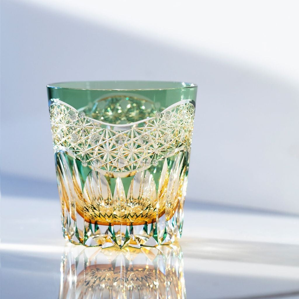Ly pha lê rock glass Edo Kiriko 'Gyokou' 320ml màu xanh lá được chế tác bởi nghệ nhân Satoshi Nabetani | Kagami Crystal T755 - 2971-WUG