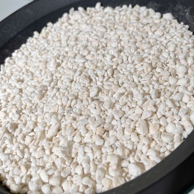  Đá Perlite VIETPOT, bao 5 lít, 400gr, size 3-6mm, hợp chất tự nhiên, trồng rau, thủy canh. 