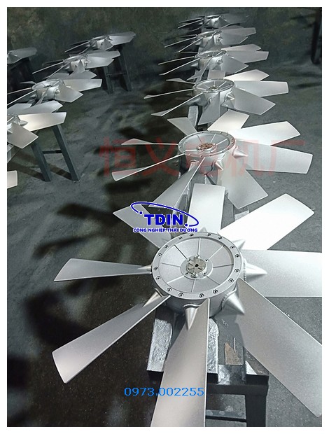 Cánh quạt hợp kim nhôm tdin Đường kính 800 8 cánh lỗ trục 28