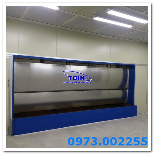 Nhân bản từ Buồng sơn nước 2 máng tràn rộng 4400 cao 1940