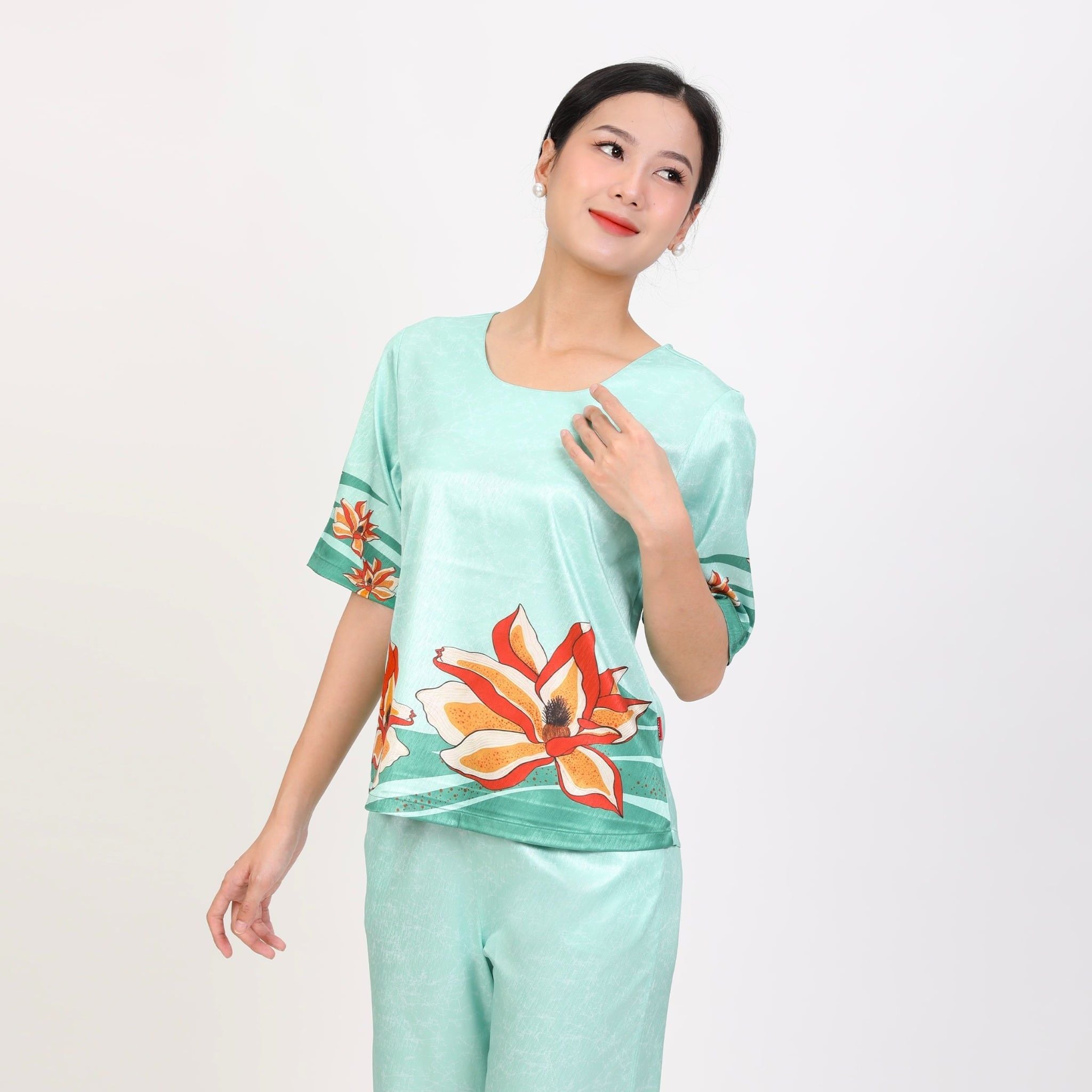 Set đồ bộ nữ kiểu quần dài tay ngắn chất lụa nhung 263p 6057