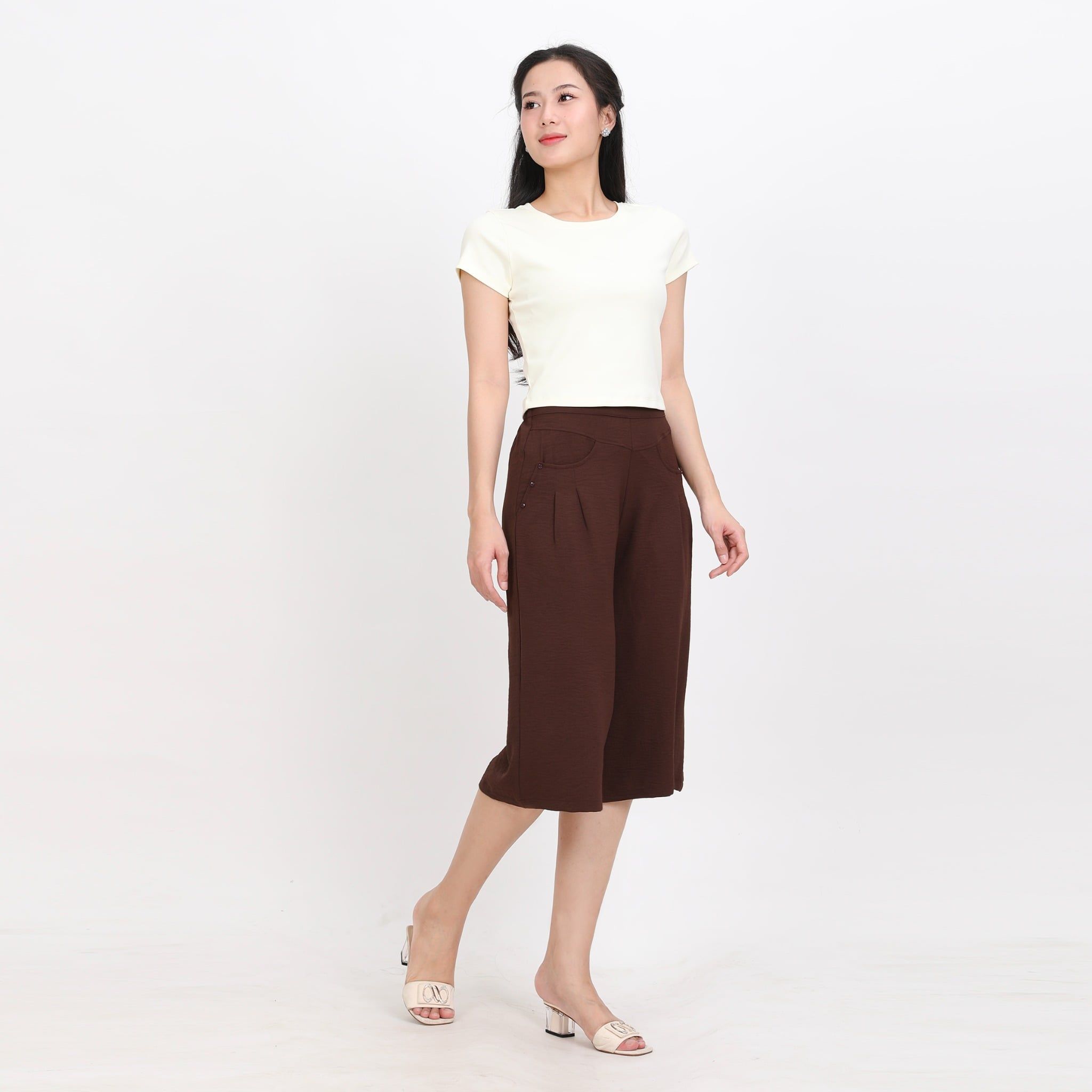 Quần thể thao nữ ống lửng chất đũi 338p 8522