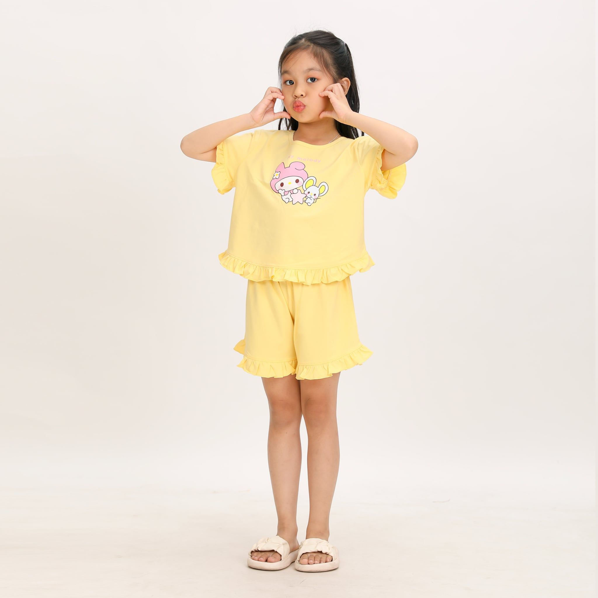 BST Mùa Xuân - Bộ Đùi Tay Ngắn Cotton Mỹ Bé Gái Cao Cấp - 025 5151