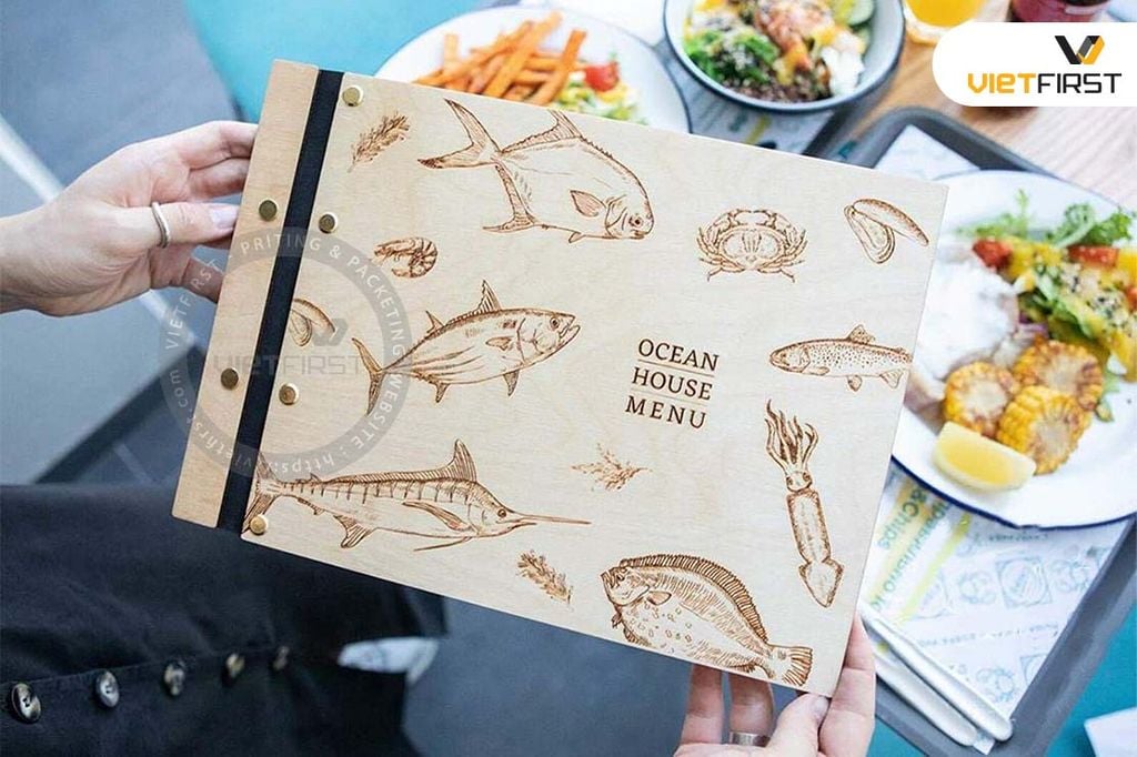  Menu bìa gỗ 
