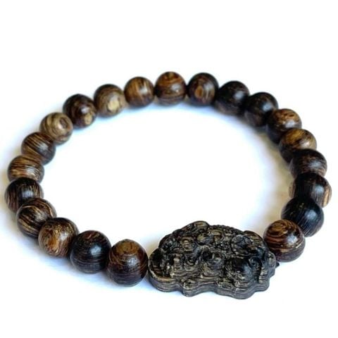 Vòng Tay Phúc Linh Sánh Quằn 8ly Phối Charm Sánh Tỳ Hưu Nhỏ