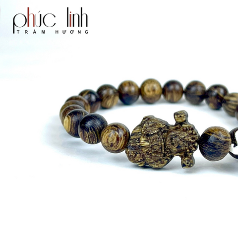 Vòng Tay Phúc Linh Sánh Quằn 8ly Phối Charm Sánh Thần Tài