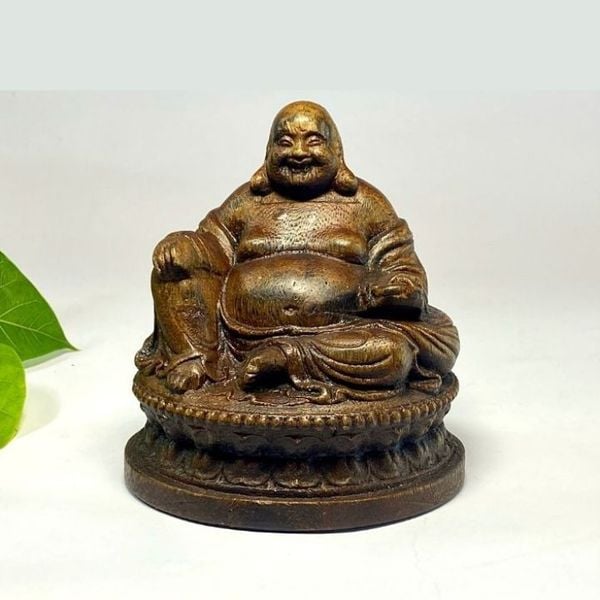 Tượng Di Lặc để xe ô tô bằng Gỗ Trầm Hương Chiều Cao 11cm