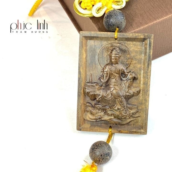 Dây Trầm Indo Treo Ô Tô Mặt Phật Hình Vuông