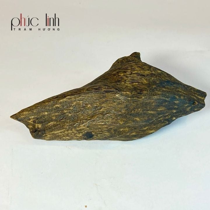 Cục Trầm Cầm Tay PHÚC LINH – Nhỏ