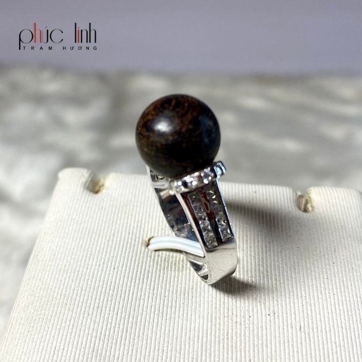 Nhẫn Bạc Mix Hạt Trầm Phúc Linh