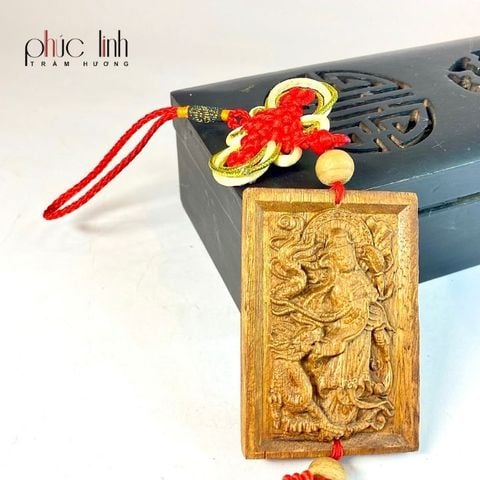 Treo Xe Ô Tô Phong Thủy Tượng Phật Trầm Hương