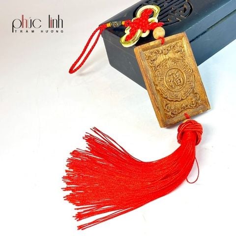 Treo Xe Ô Tô Phong Thủy Tượng Phật Trầm Hương