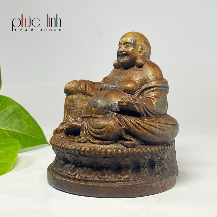 Tượng Di Lặc để Xe ô tô bằng gỗ Trầm hương Chiều Cao 9cm