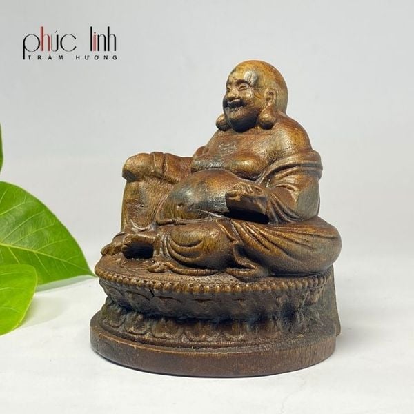 Tượng Di Lặc để Xe ô tô bằng gỗ Trầm hương Chiều Cao 9cm