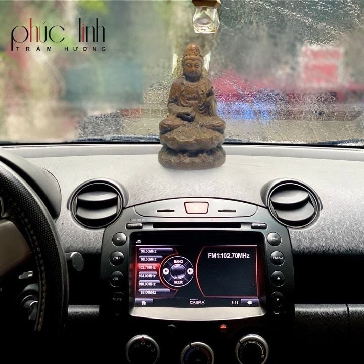 Tượng Phật Trầm Để xe ô Tô