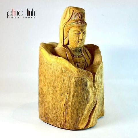 Tượng Quan Âm Bằng Gỗ Trầm Hương