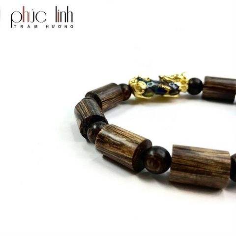 Vòng Tay Phúc Linh Sánh Khúc Xám Phối Tỳ Hưu Kim Mã