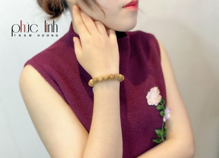 Vòng Tay Trầm Hương Indo Tự Nhiên Cho Nữ PHÚC LINH