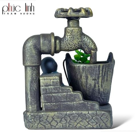 Xông Thác Khói Vòi Nước Và Chú Tiểu