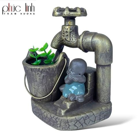Xông Thác Khói Vòi Nước Và Chú Tiểu