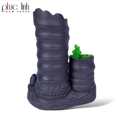 Thác Khói Nhà Sư Ngồi Thiền Bên Thác Núi