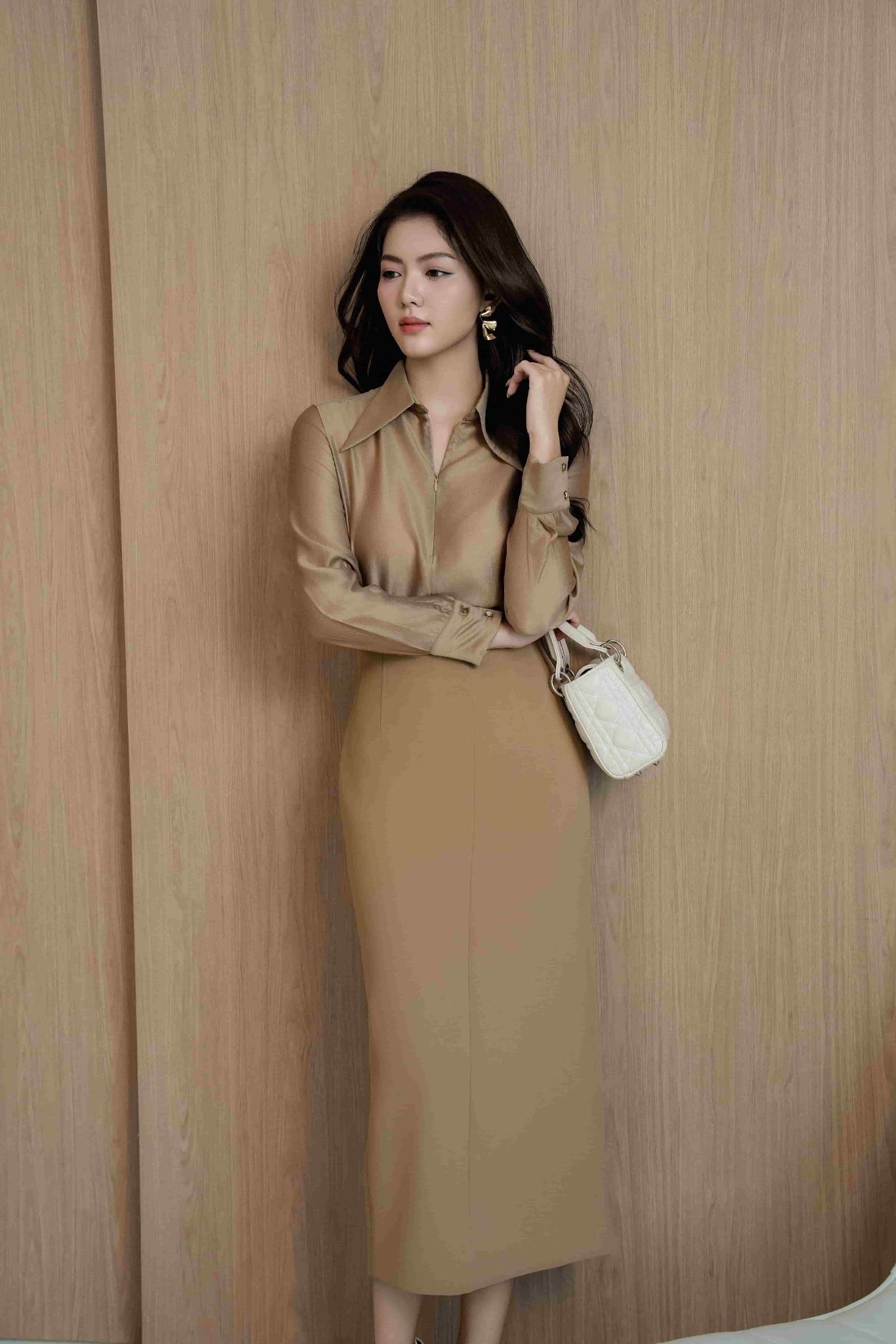 Chân Váy Cạp Cong Dáng Thẳng Midi Nữ Aristina 9SK005BH0
