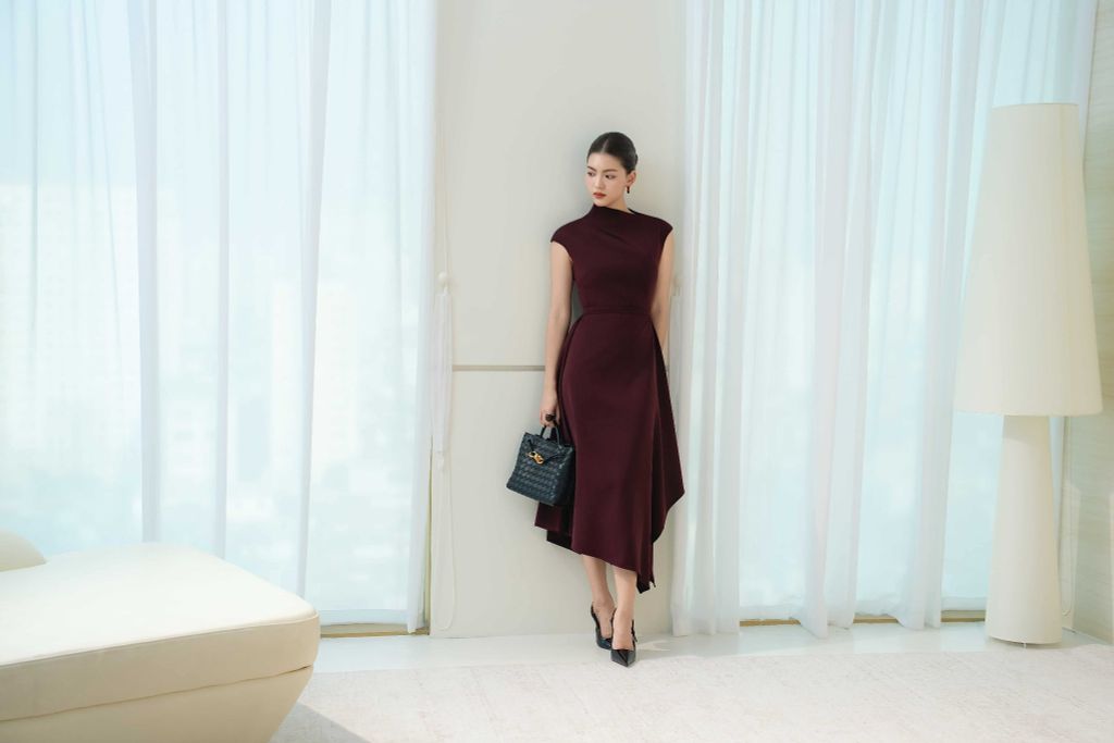Đầm Xoè Midi Bèo Rủ Lệch Bất Đối Xứng Nữ Aristina 9DR005BH0