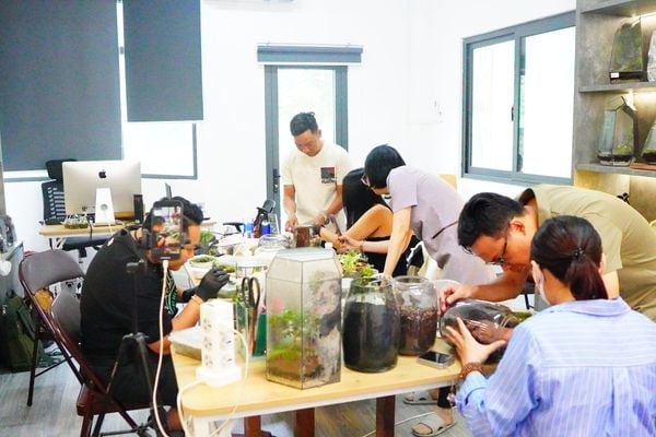 Lối Sống Chậm: Nó đến từ những cố gắng rất nhỏ – Workshop Terrarium Đầu Tiên Và Cái Cảm Giác Tìm…