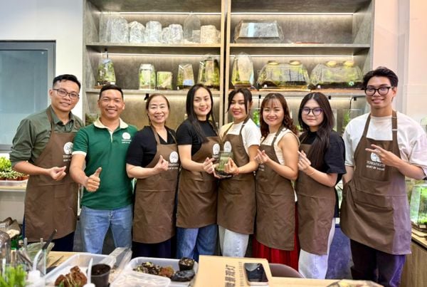 Từ Bàn Tay Đến Khu Rừng