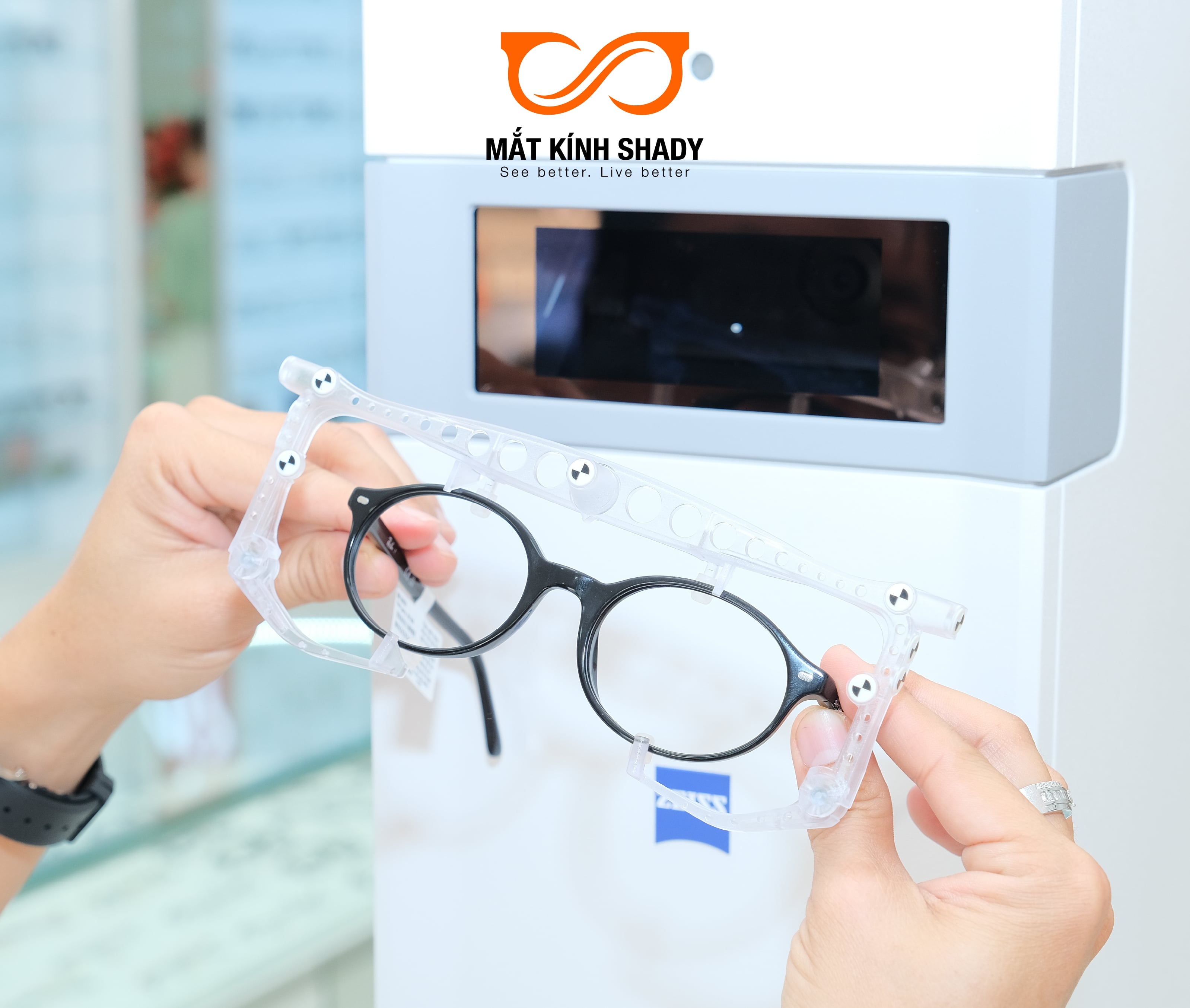VỊ THẾ CHUYÊN GIA: LÝ DO BẠN NÊN CHỌN SHADY