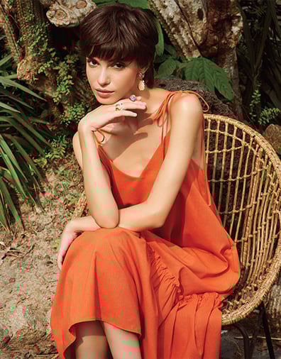 Đầm linen midi 2 dây xẻ V