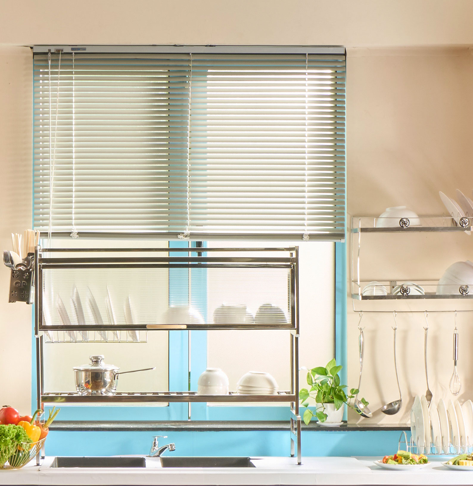 Chọn Ngay Sản Phẩm Yêu Thích Tô Điểm Không Gian Bếp