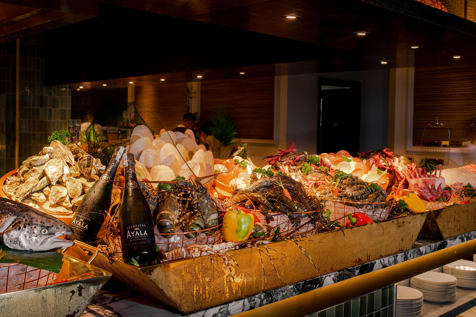 <I>International Seafood Buffet Dinner</i>