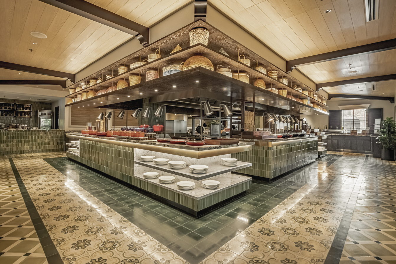 <i>C'est La Vie Restaurant</i>