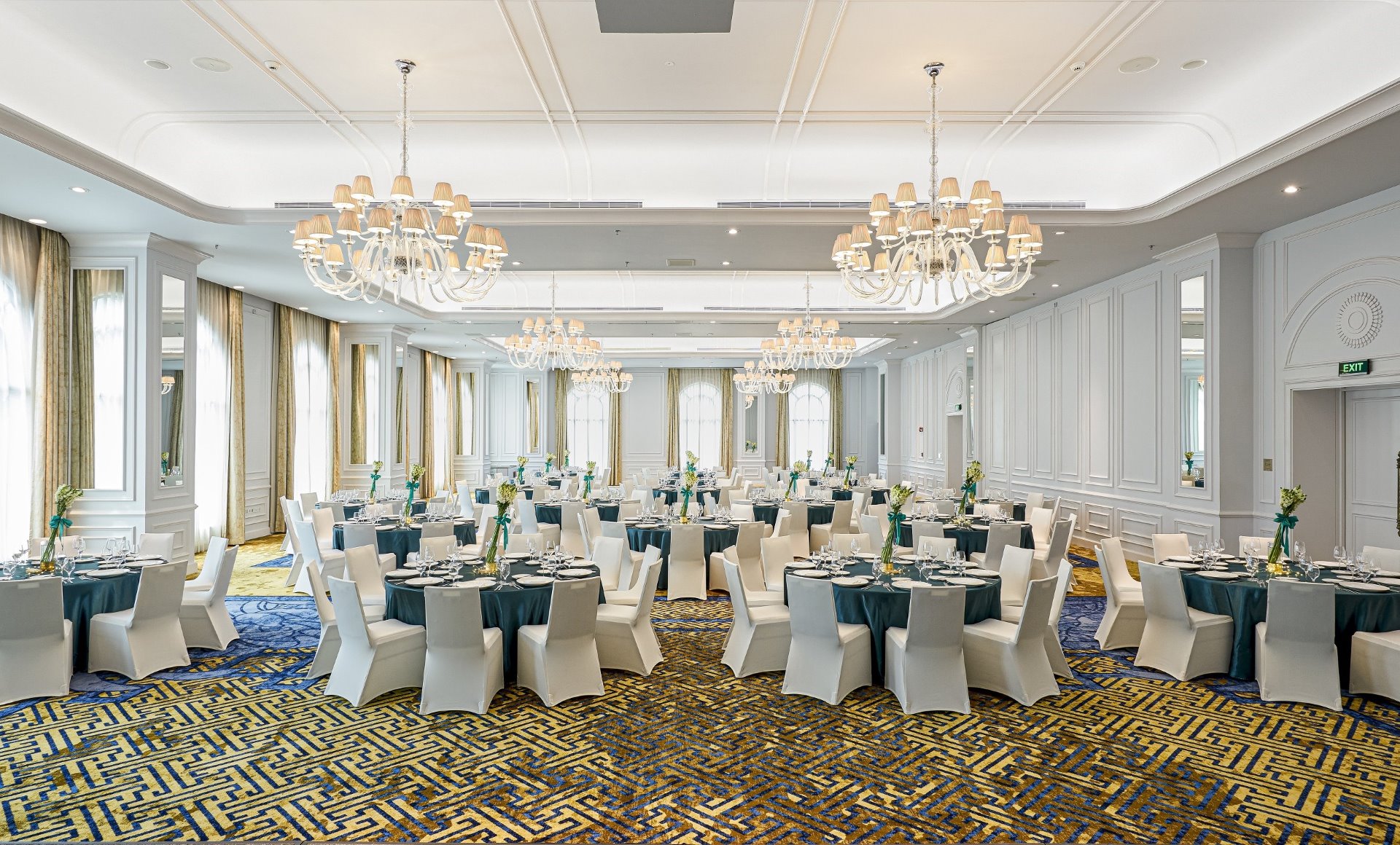 <i>Grand Saigon Ballroom</i>
