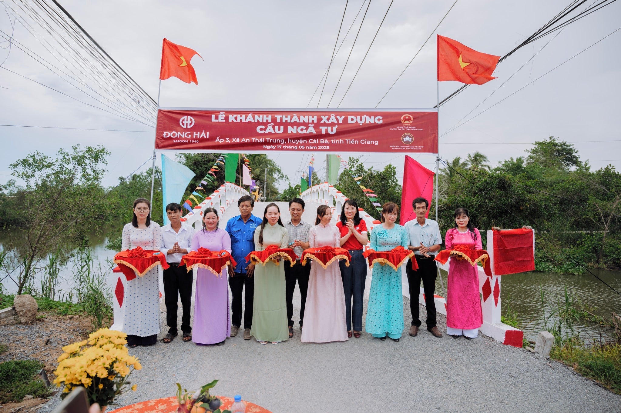 Xây Cầu Từ Thiện