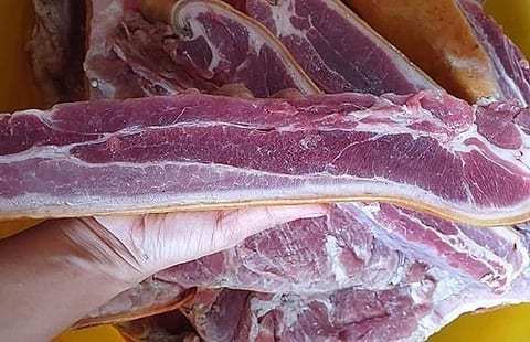 Dải thịt ba rọi heo rừng lai tươi ngon