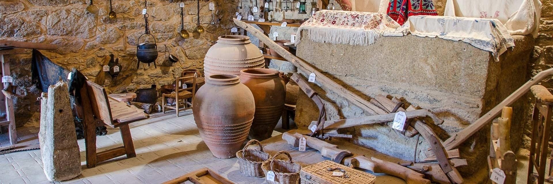 SẢN PHẨM NG&Oacute;I LỢP EURO TYPE GỐM ĐẤT VIỆT