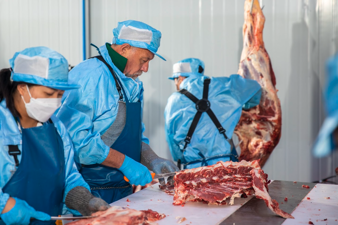 Môi trường làm việc Mr.T Beef 4