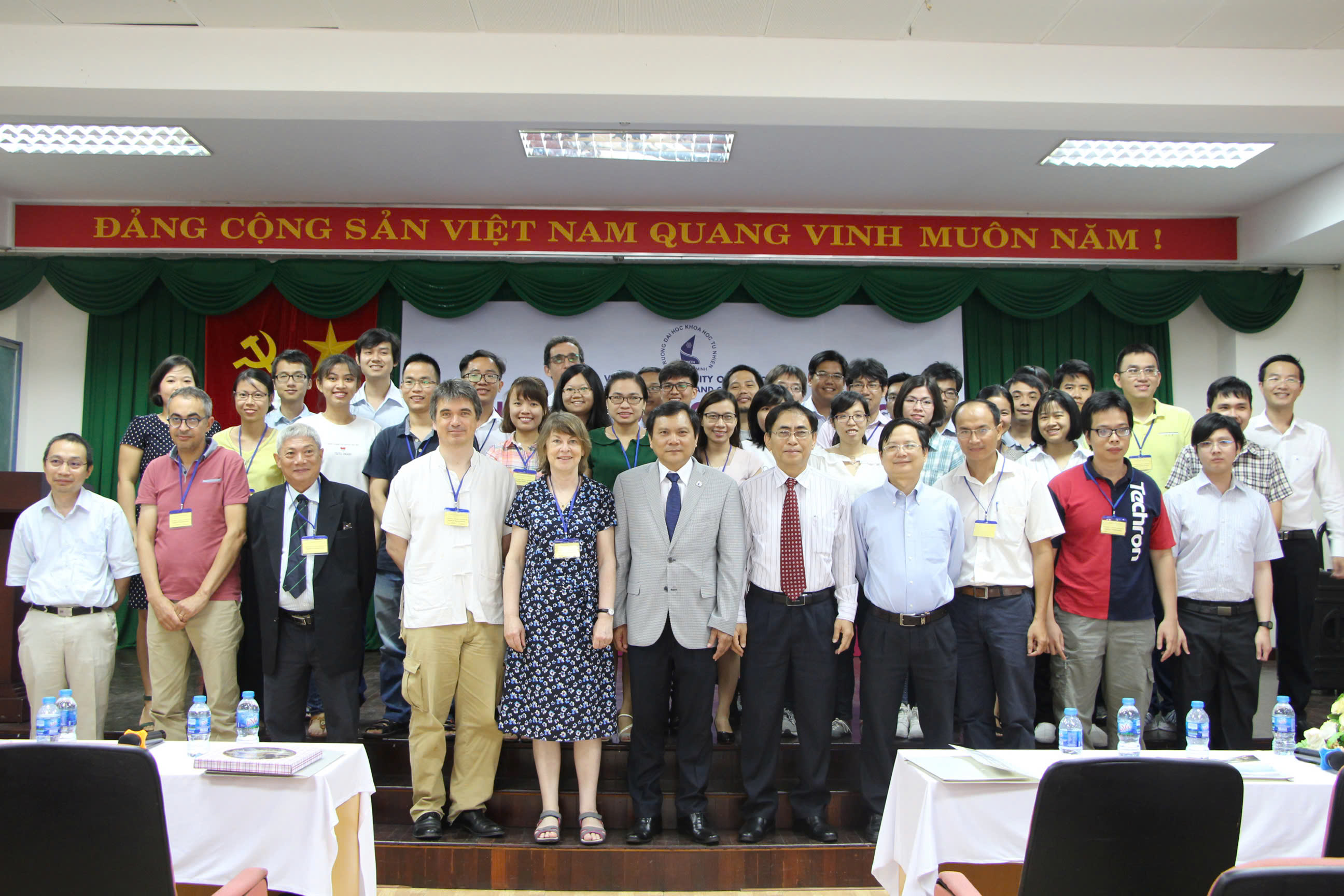 📸 A collection of memorable photos from the Vietnamese–French Conference in Applied Mathematics held in 2018