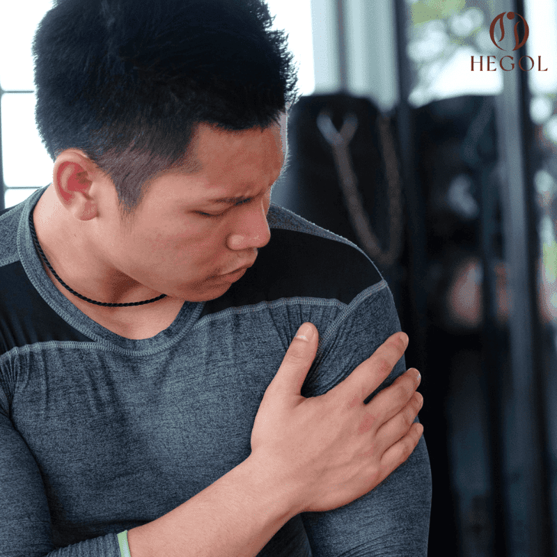 đau mỏi cơ vùng cổ vai gáy