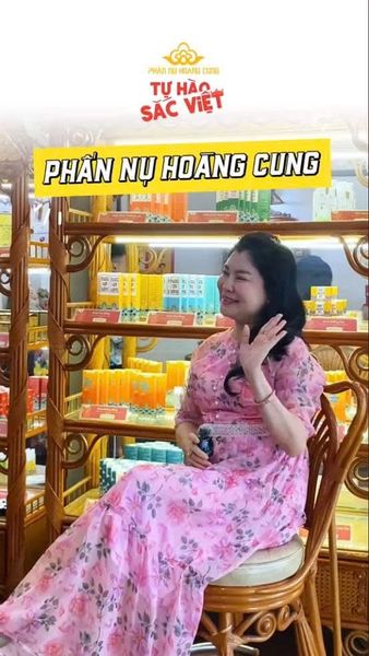 Khách hàng nói gì về Phấn Nụ Hoàng Cung