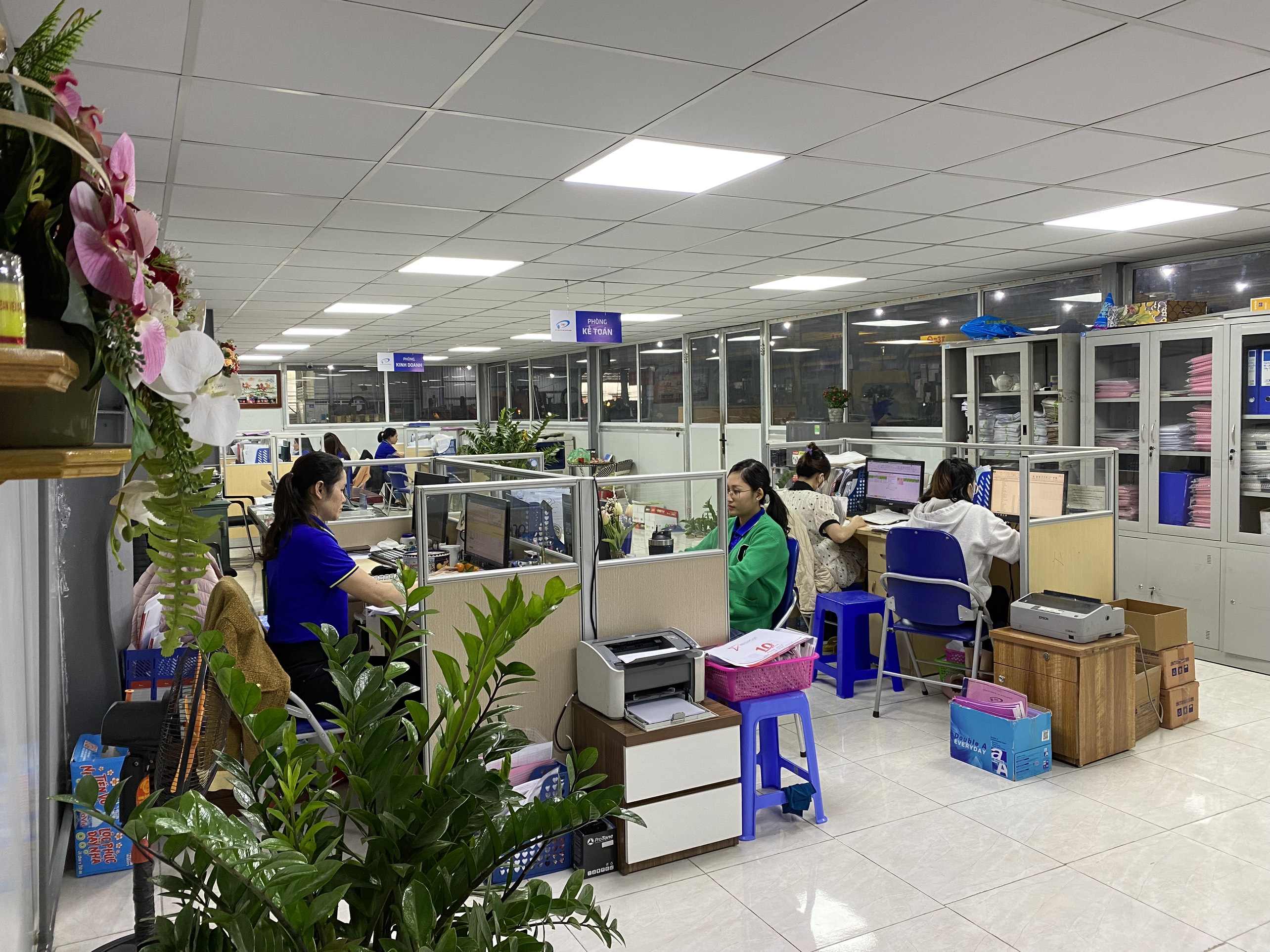 Ảnh về chúng tôi